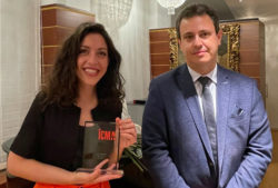 Beatrice Rana receives her award in Milan