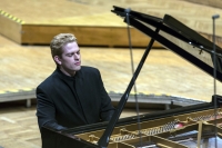 Joseph Moog (c) Bjoern Woll.jpg